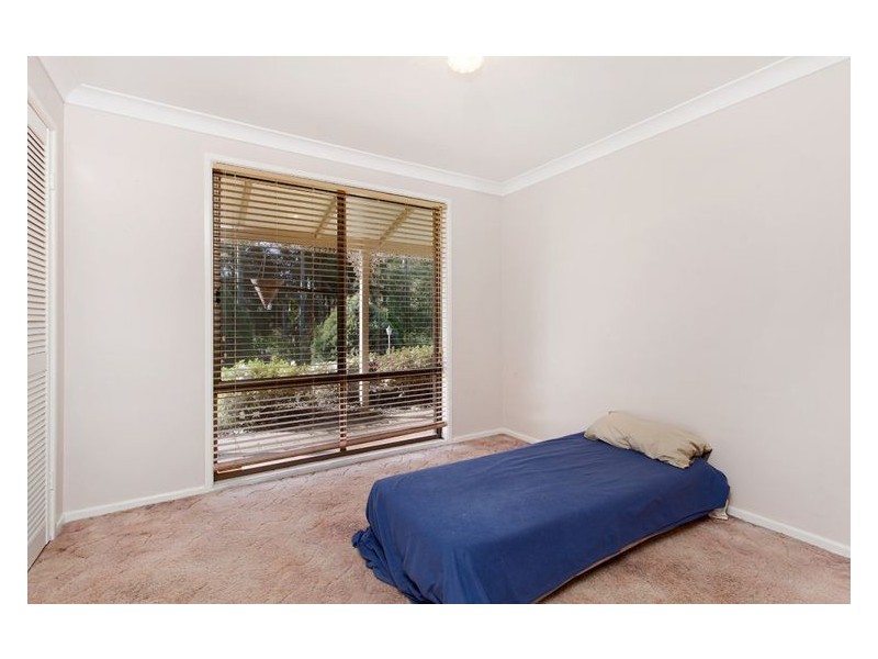 15 Highview Crescent, Modanville NSW 2480