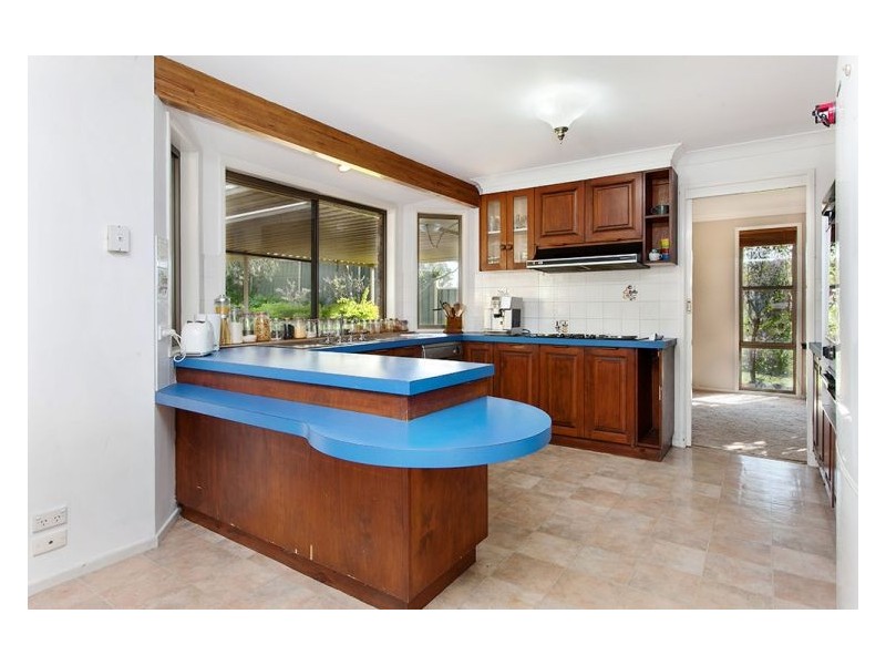 15 Highview Crescent, Modanville NSW 2480