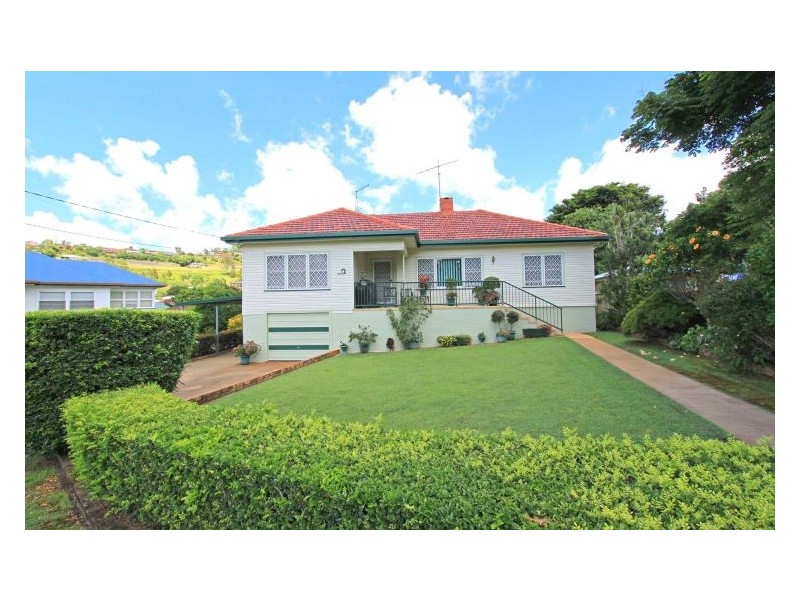 6 Oliver Place, East Lismore NSW 2480