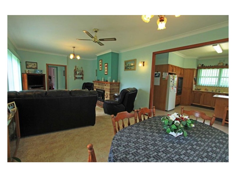 6 Oliver Place, East Lismore NSW 2480