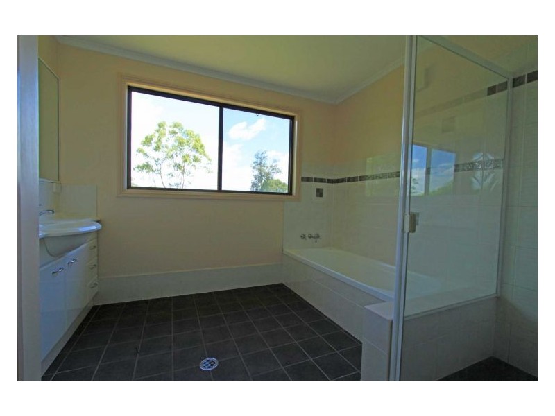 424 Bangalow Road, Lagoon Grass NSW 2480