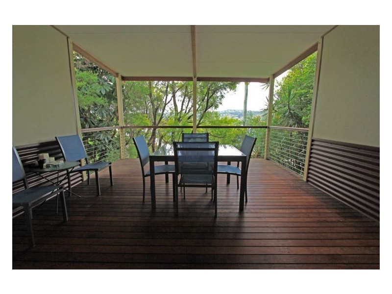 11 Daphne Street, Girards Hill NSW 2480