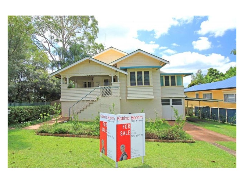 3 Oakley Avenue, East Lismore NSW 2480