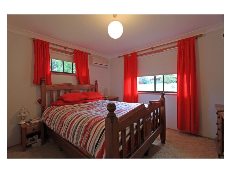 18 Pamela Drive, Chilcotts Grass NSW 2480