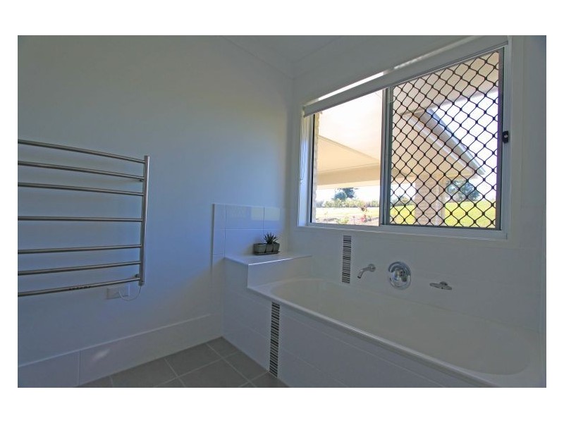 2 Riverbank Road, Monaltrie NSW 2480
