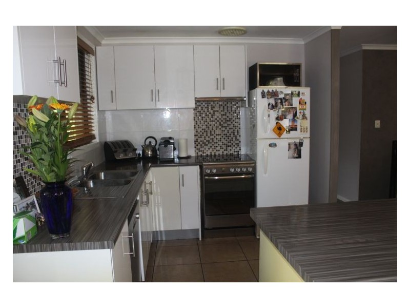 8 Elliott Avenue, Alstonville NSW 2477