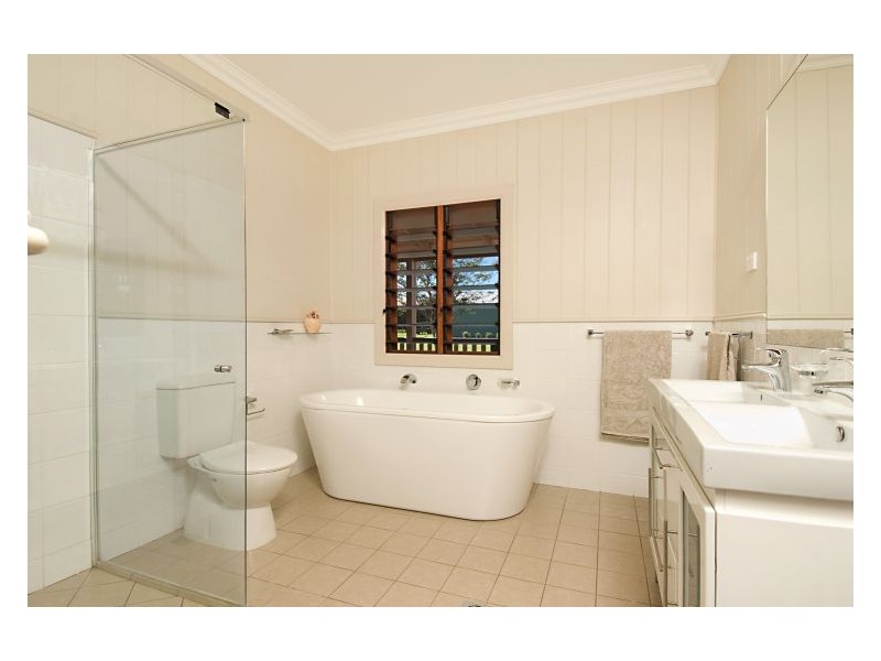 242 Cooks Lane, Dalwood NSW 2477