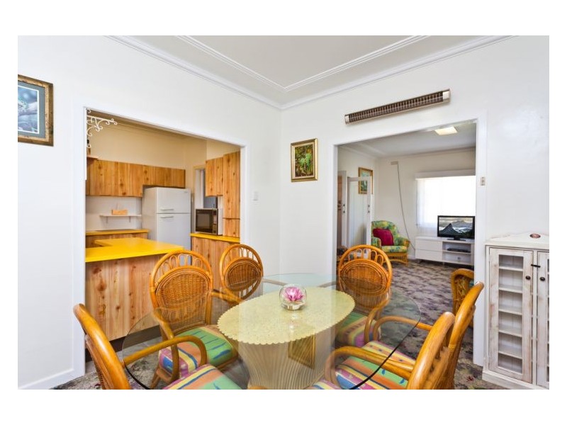 70 Avondale Ave, East Lismore NSW 2480