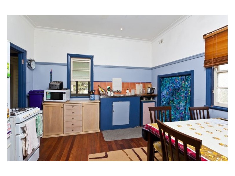 18 Charles Street, South Lismore NSW 2480