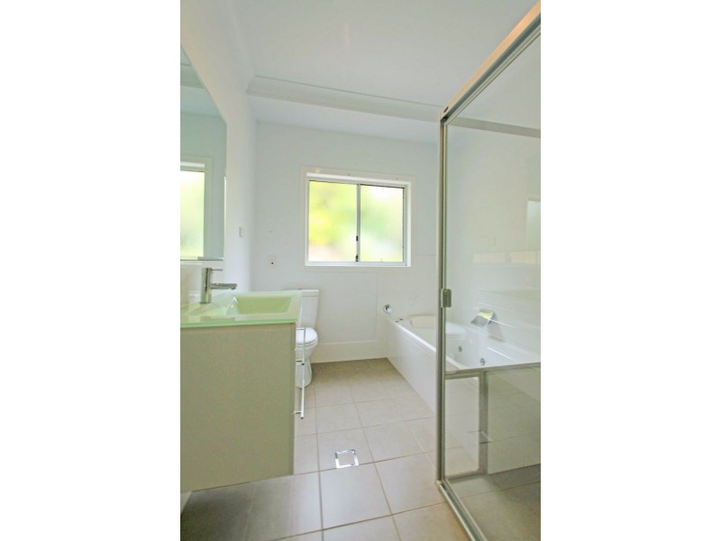 3 Penelope Place, East Lismore NSW 2480