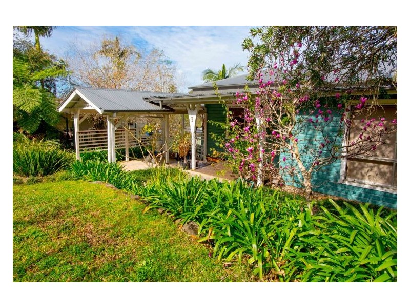 7 Showview Street, Girards Hill NSW 2480