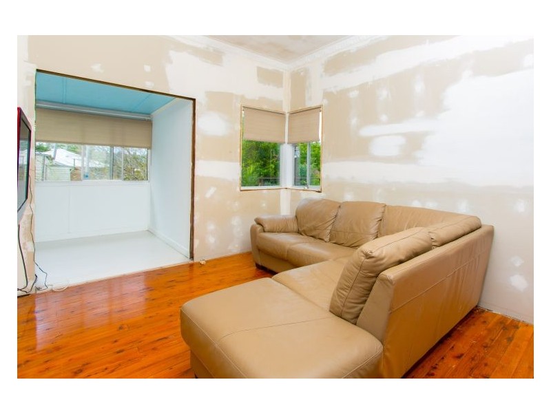 7 Showview Street, Girards Hill NSW 2480