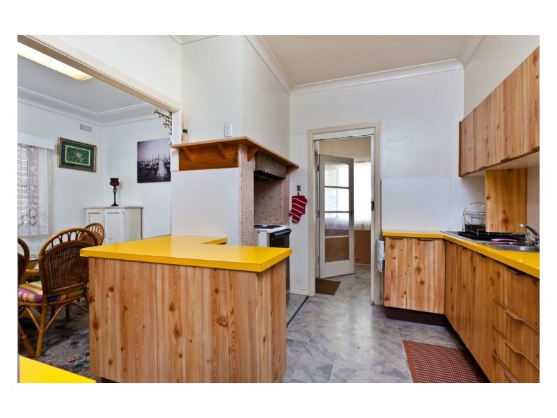 70 Avondale Avenue, East Lismore NSW 2480