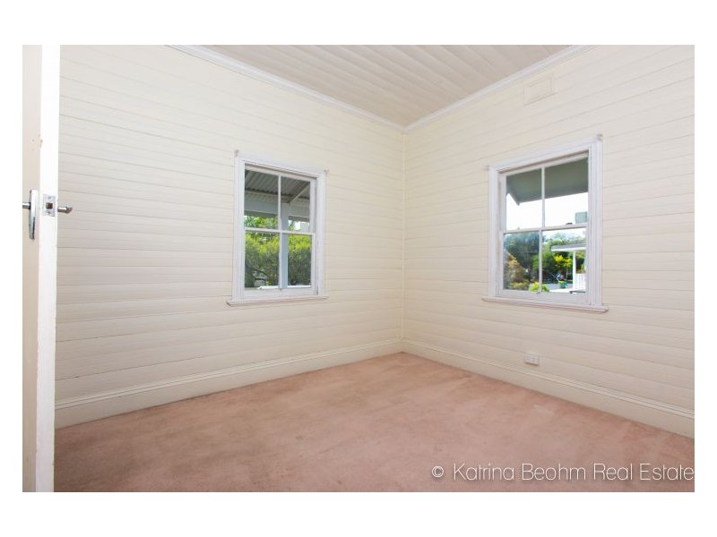 25 First Avenue, East Lismore NSW 2480