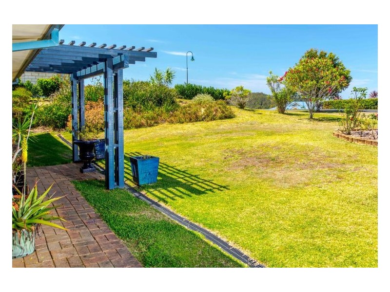 14 Sandalwood Drive, Lismore NSW 2480