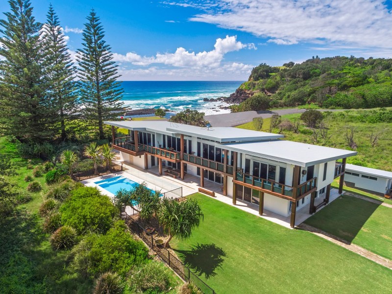 1 Rocky Point Road, Lennox Head NSW 2478