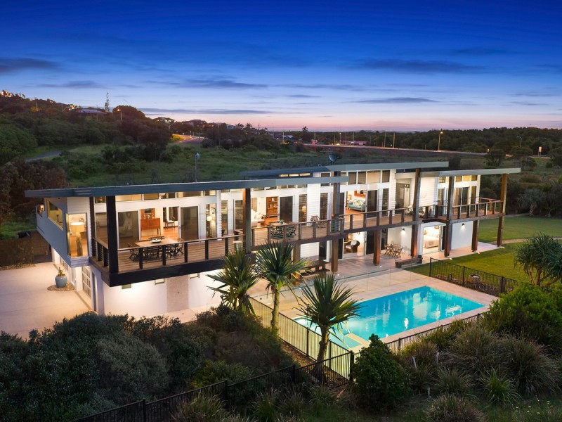 1 Rocky Point Road, Lennox Head NSW 2478