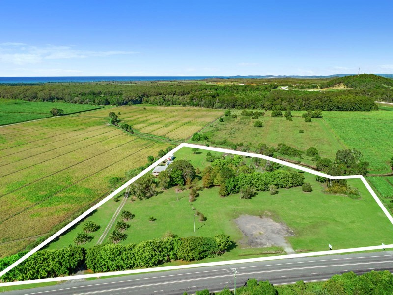 10800 Pacific Highway, Broadwater NSW 2472