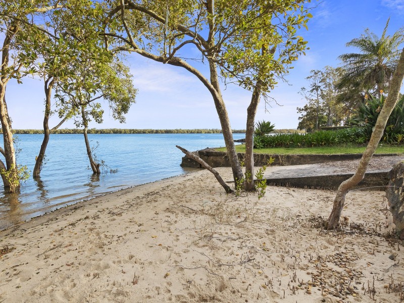 2 Riverside Drive, West Ballina NSW 2478