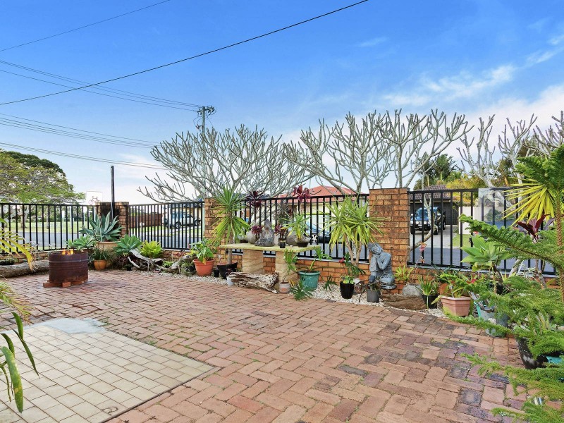 2 Riverside Drive, West Ballina NSW 2478