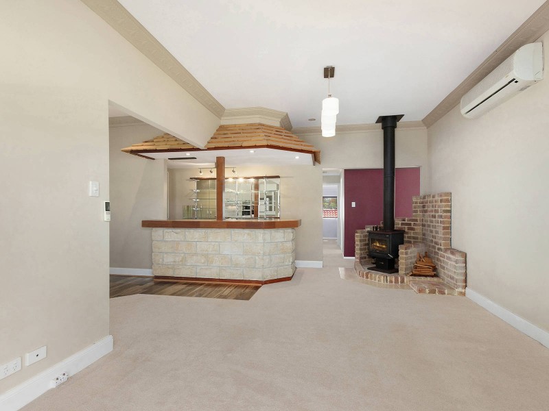 77 North Creek Road, Ballina NSW 2478