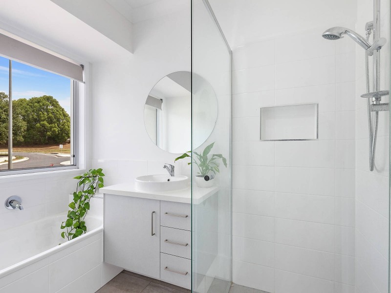 2 Trelawney Avenue, Wollongbar NSW 2477