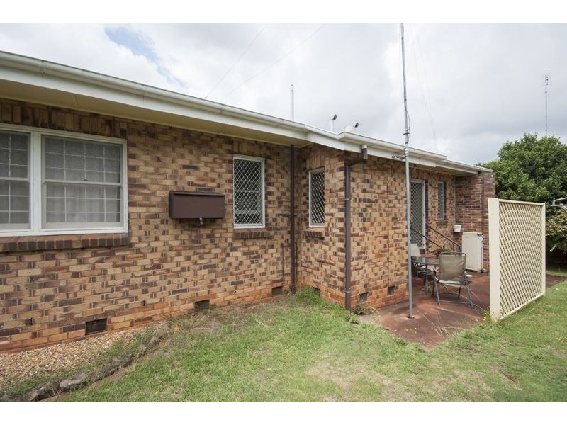 21 Gentle Street, North Toowoomba QLD 4350