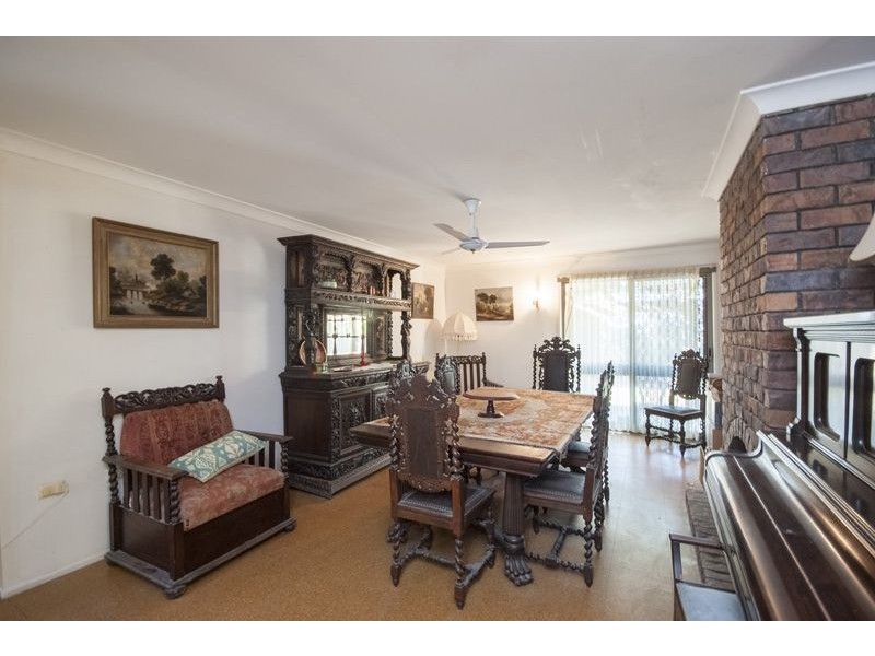 16 Kookaburra Ct, Glenvale QLD 4350