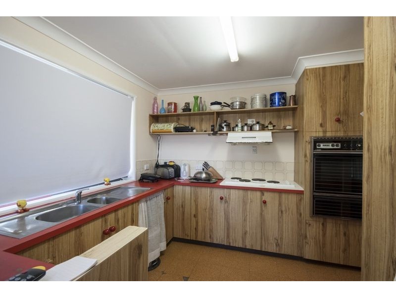 16 Kookaburra Ct, Glenvale QLD 4350