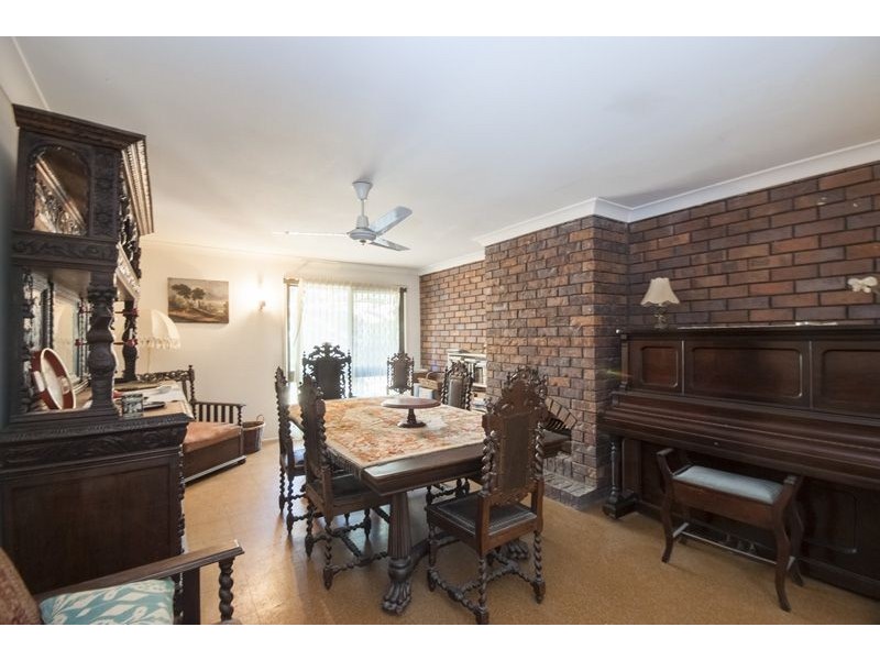 16 Kookaburra Ct, Glenvale QLD 4350