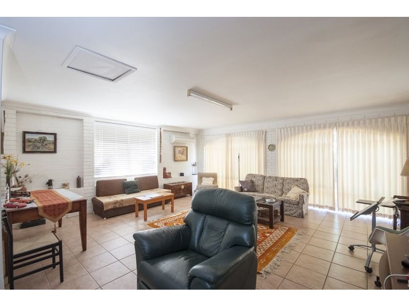 16 Kookaburra Ct, Glenvale QLD 4350