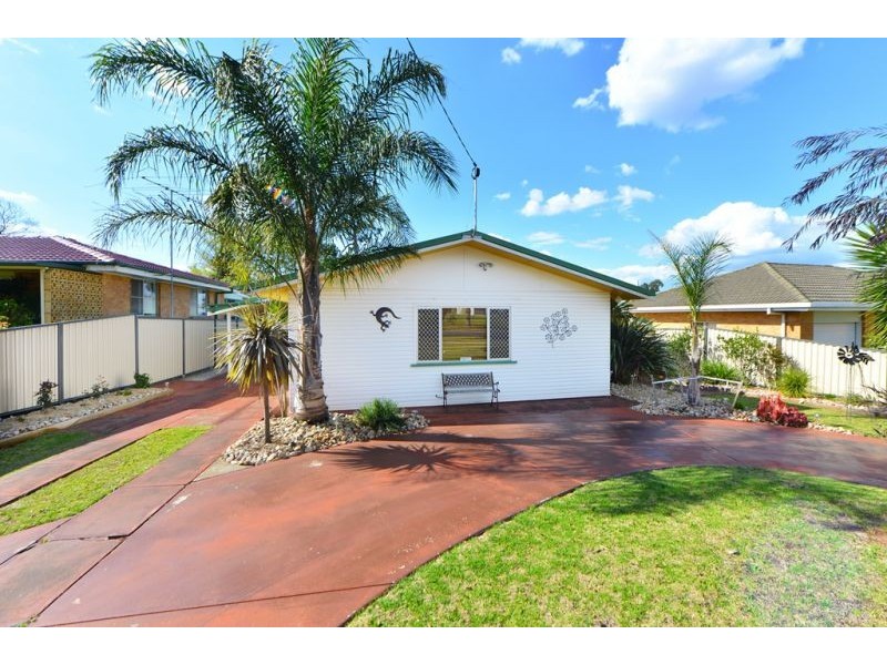 145 Alderley Street, Centenary Heights QLD 4350