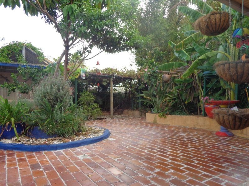 18 Eureka Court, Glenvale QLD 4350