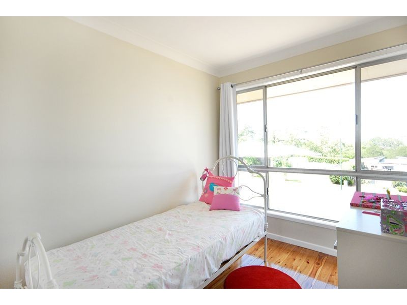 17 Martini Street, Mount Lofty QLD 4350