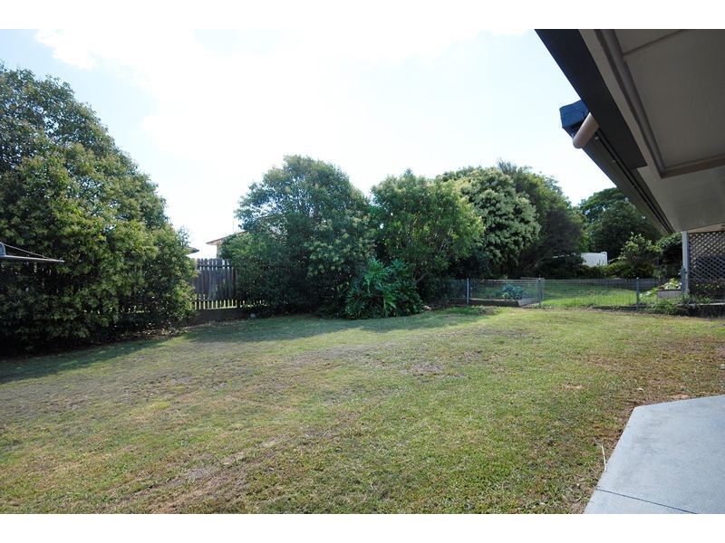 17 Martini Street, Mount Lofty QLD 4350