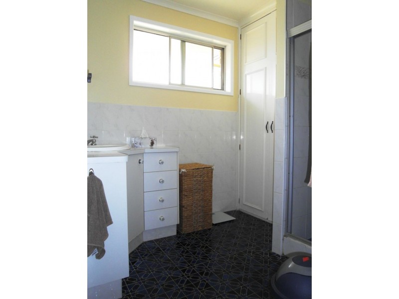 26 Jennifer Crescent, Darling Heights QLD 4350