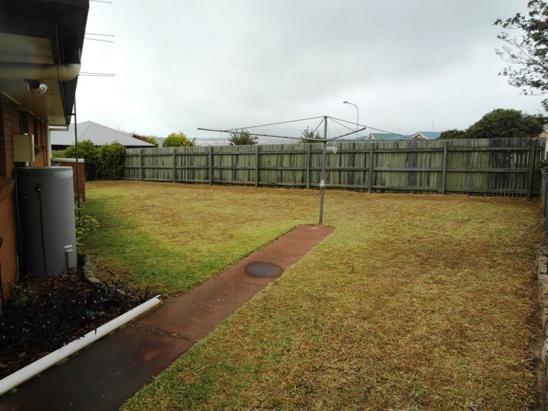 26 Jennifer Crescent, Darling Heights QLD 4350