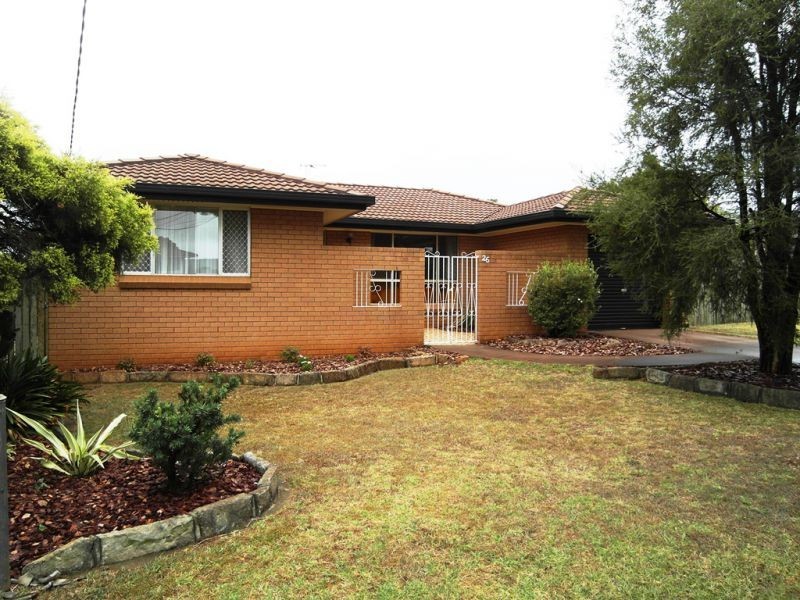 26 Jennifer Crescent, Darling Heights QLD 4350