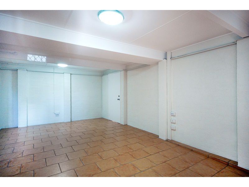 172a Long Street, South Toowoomba QLD 4350