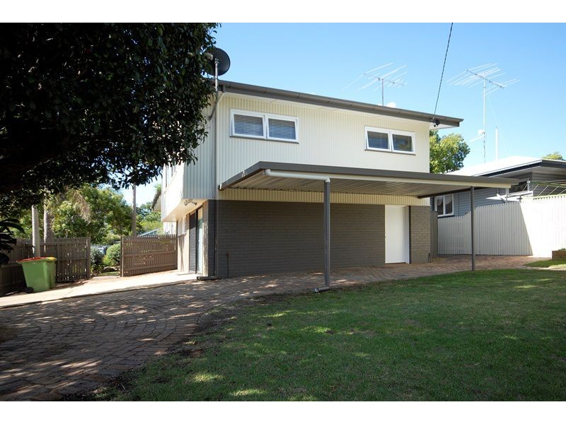 172a Long Street, South Toowoomba QLD 4350