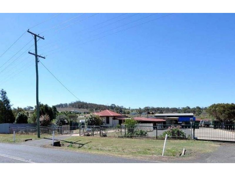 595 South Street, Glenvale QLD 4350