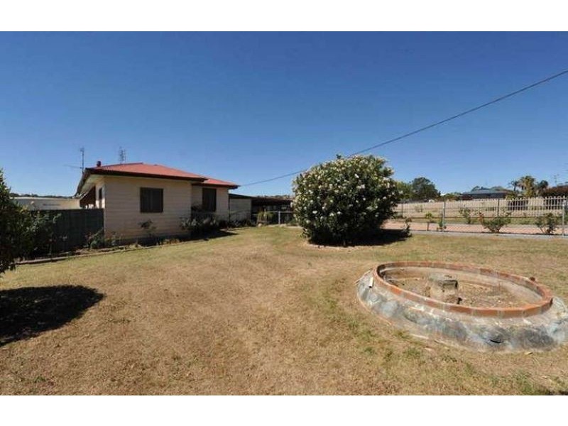 595 South Street, Glenvale QLD 4350