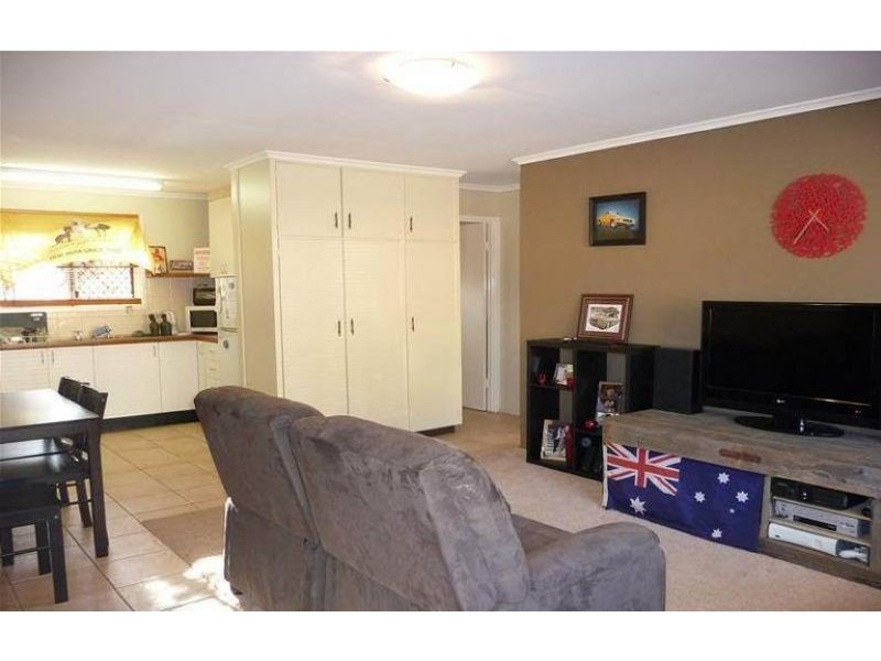 1/10 Buckland Street, Harristown QLD 4350