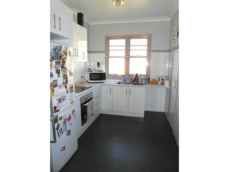 27 Blackdown Street, Harristown QLD 4350