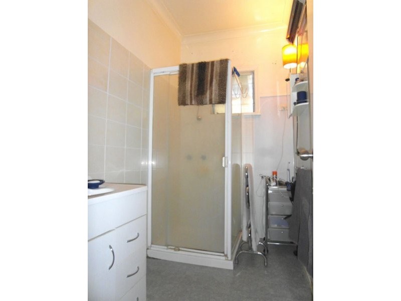 27 Blackdown Street, Harristown QLD 4350