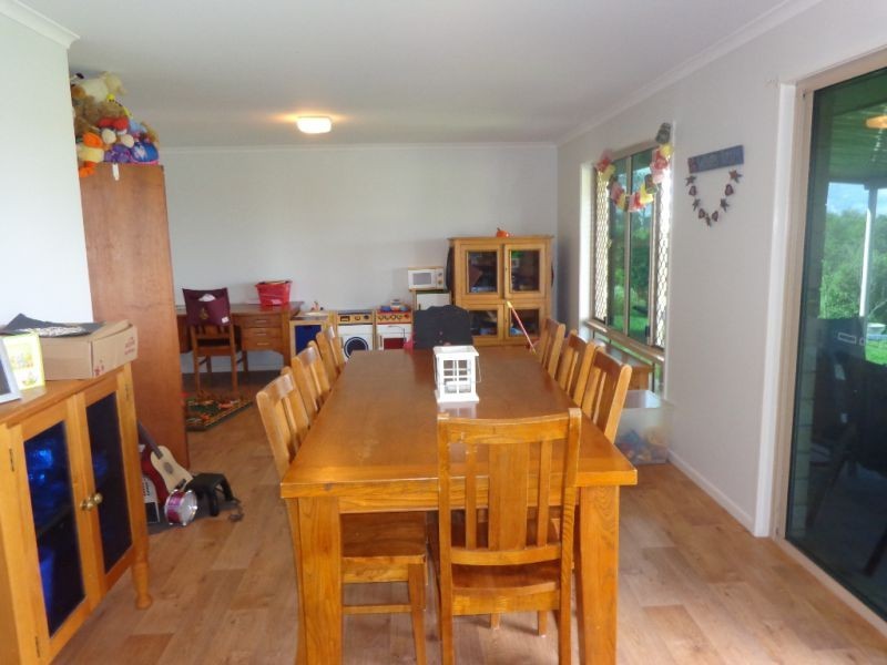 15 Glen Court, Glencoe QLD 4352