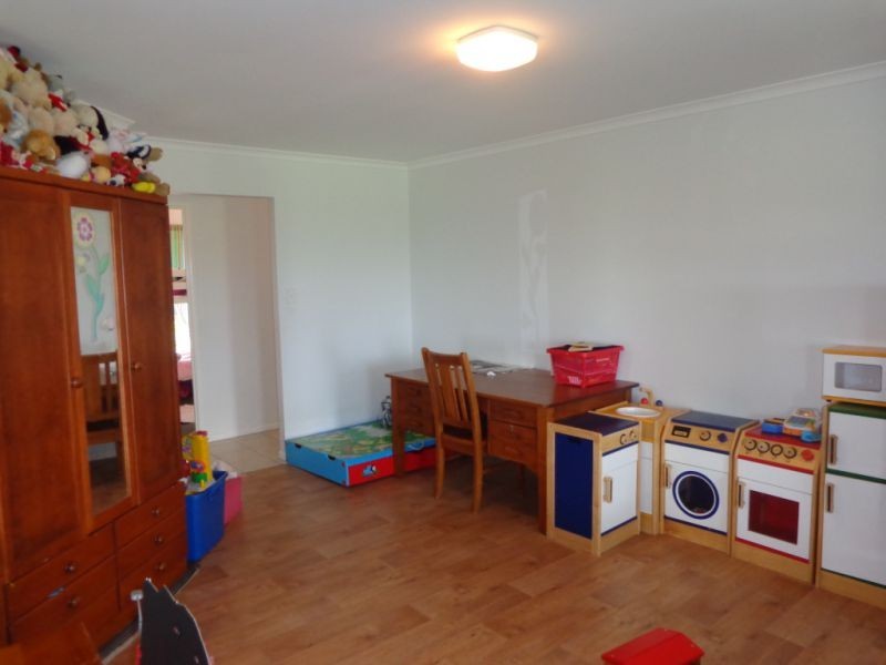 15 Glen Court, Glencoe QLD 4352