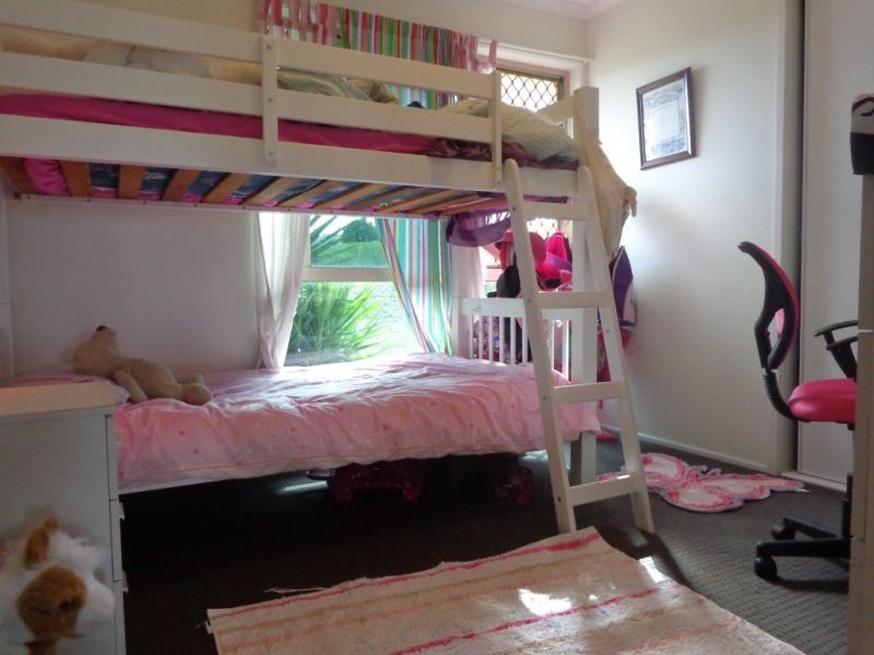 15 Glen Court, Glencoe QLD 4352