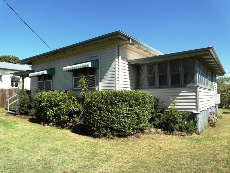 37 Clark Street, South Toowoomba QLD 4350