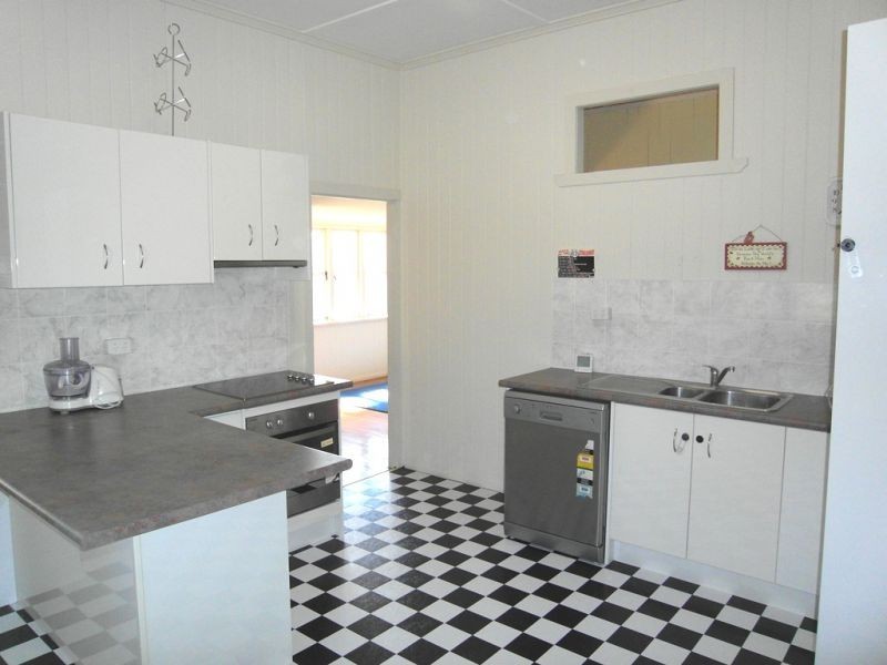 37 Clark Street, South Toowoomba QLD 4350